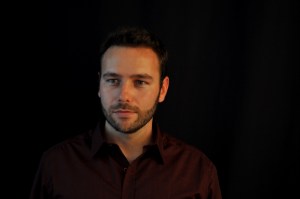 © Valantis Chatzikantis